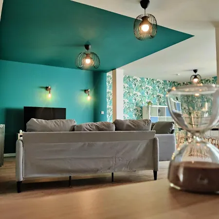 Chambre Arvor Avec Salle De Bains Privative Dans Une Avec Salon Et Cuisine Partages * Brest