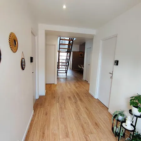 Chambre Arvor Avec Salle De Bains Privative Dans Une Avec Salon Et Cuisine Partages
